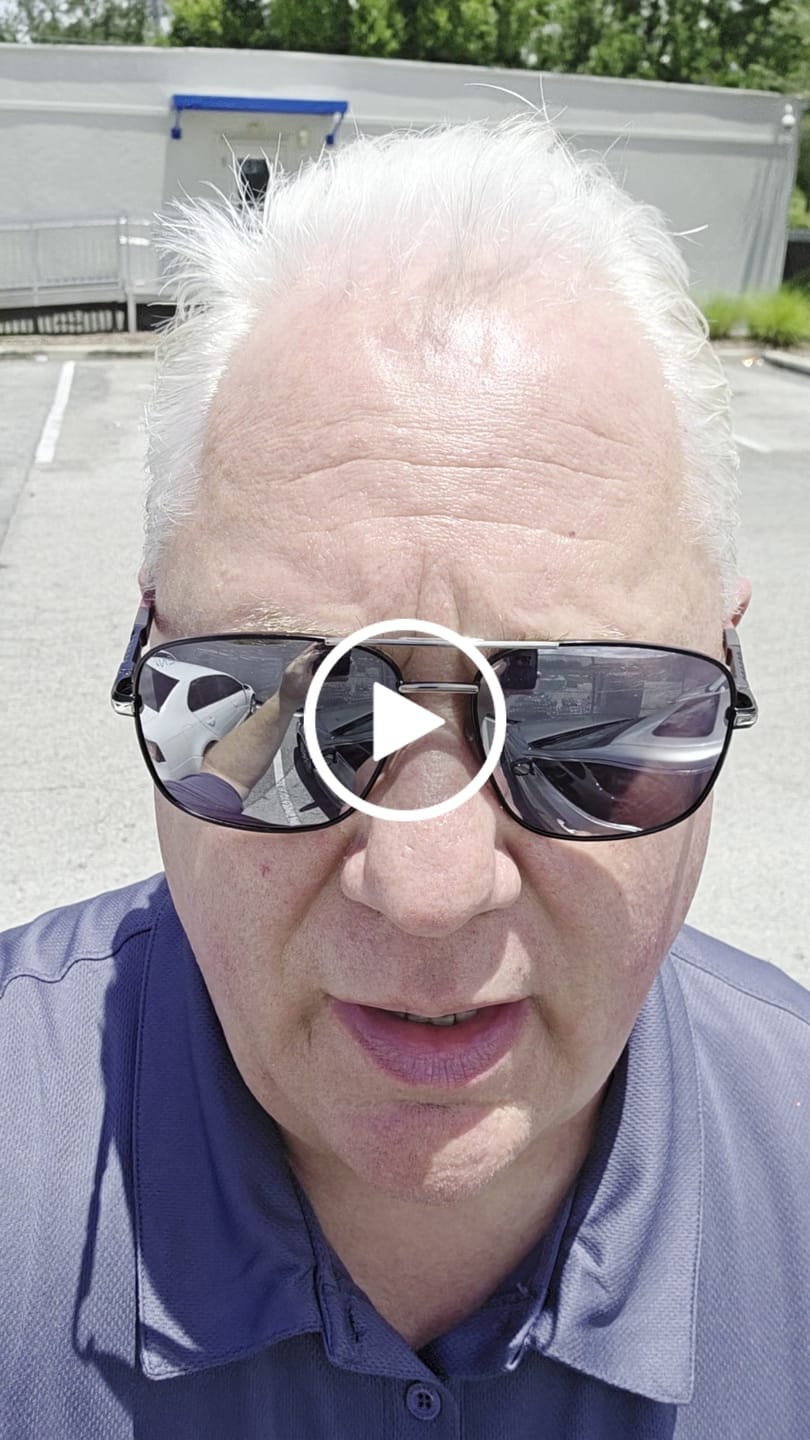 Customer video review of Navigators - XXL