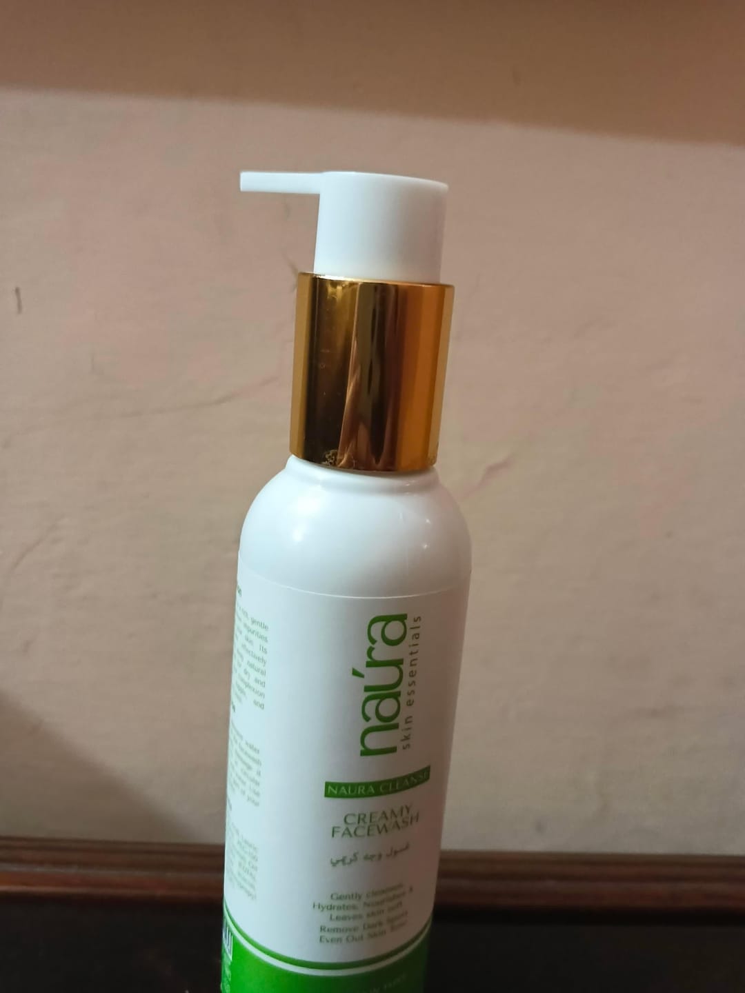 Customer photo review of Naura Cleanse Creamy Facewash 150ml