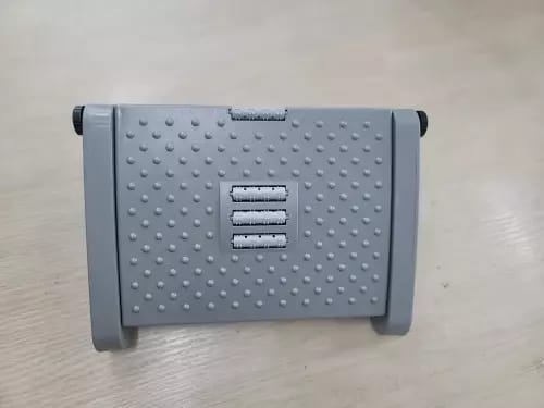 Customer photo review of Spinely® FootRest
