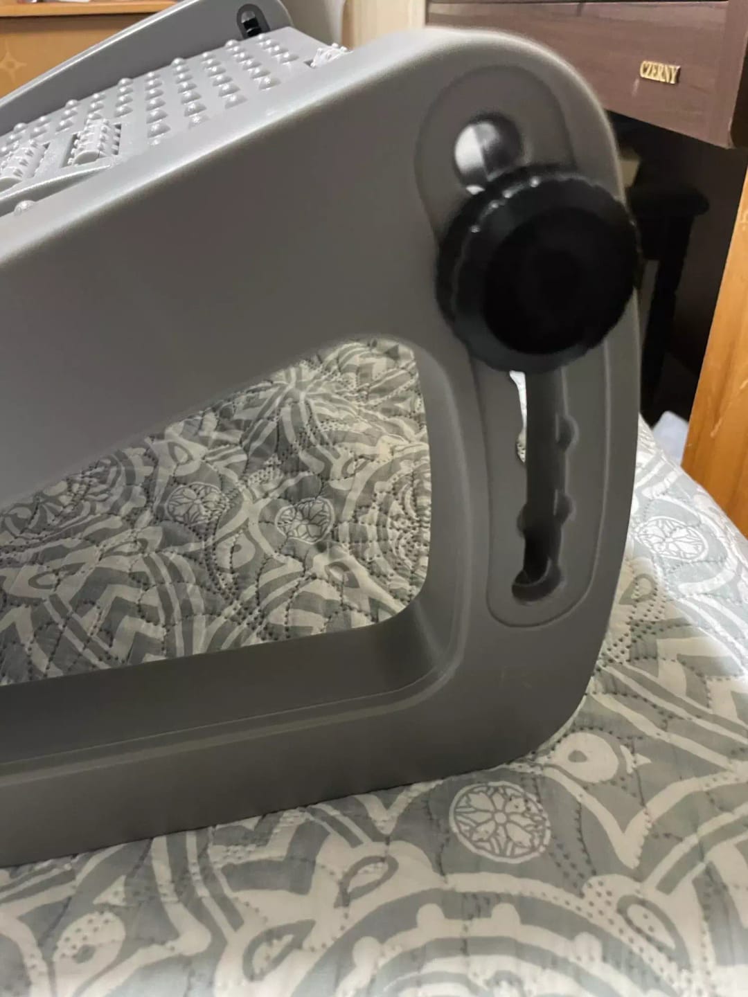 Customer photo review of Spinely® FootRest