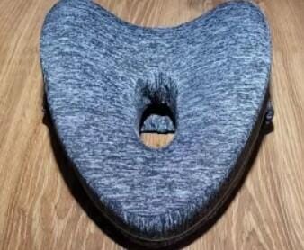 Customer photo review of Spinely® OrthoKnee Pillow