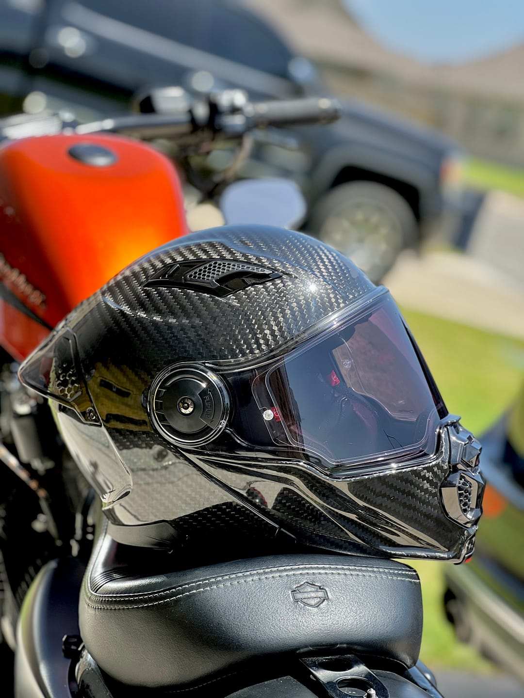 Customer photo review of D.O.T. & ECE Daytona C6 PRO- Grey Carbon Fiber