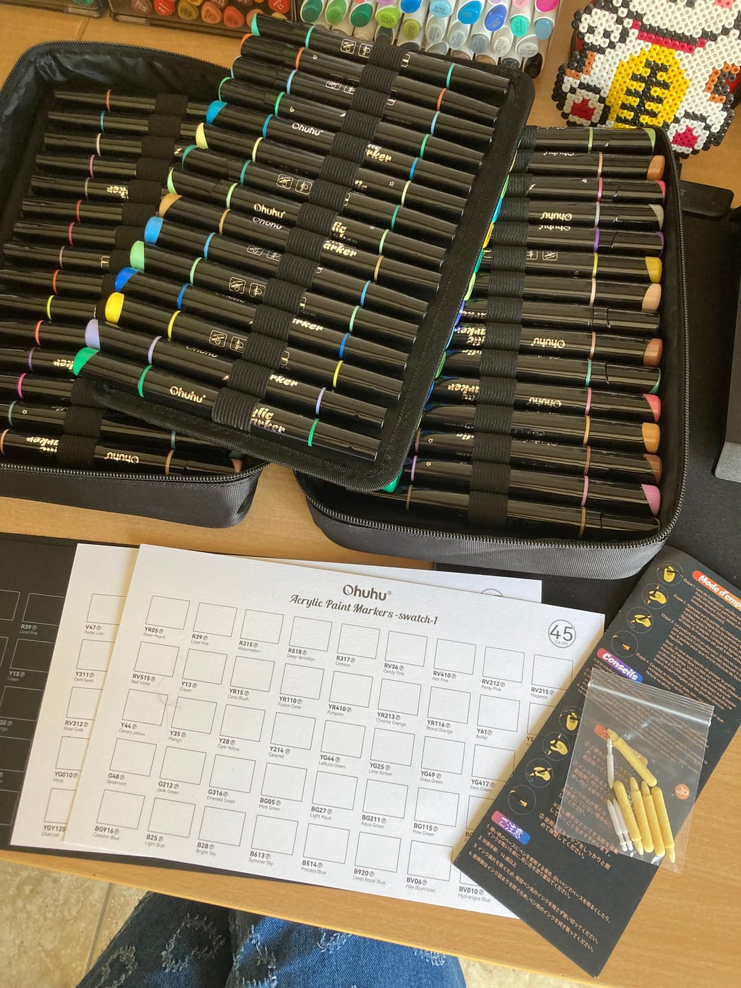 Customer photo review of Ohuhu Dual Nib Waterproof Acrylic Pen 30 / 60 / 90 Colors - Kakaako