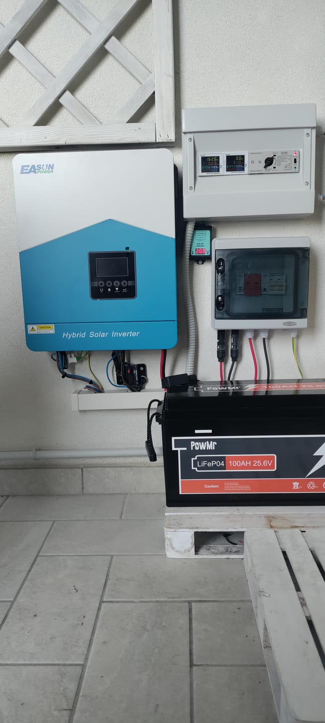 Customer photo review of Inverter Ibrido EASUN 4.2kW 24V | Regolatore MPPT 110A