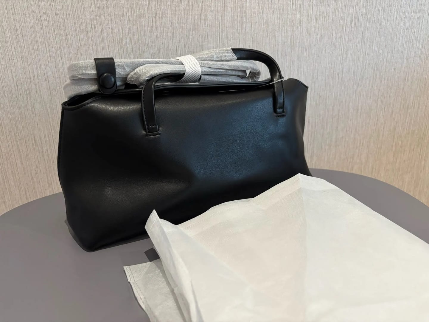 Customer photo review of Cilla Pillow Shoulder Tote Bag