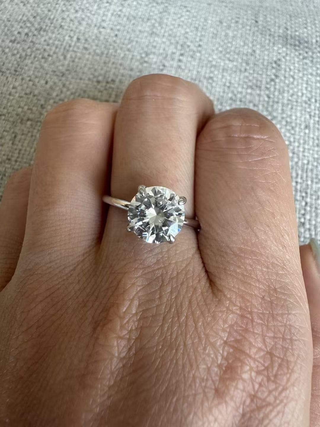 Customer photo review of S925 Moissanite 2.0~4.0 Carat Round Cut Hidden Halo Promise Ring Travel Ring For Women