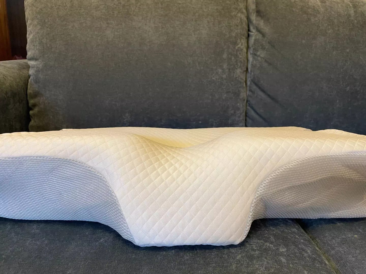Customer photo review of Spinely® NeckAlign Pillow