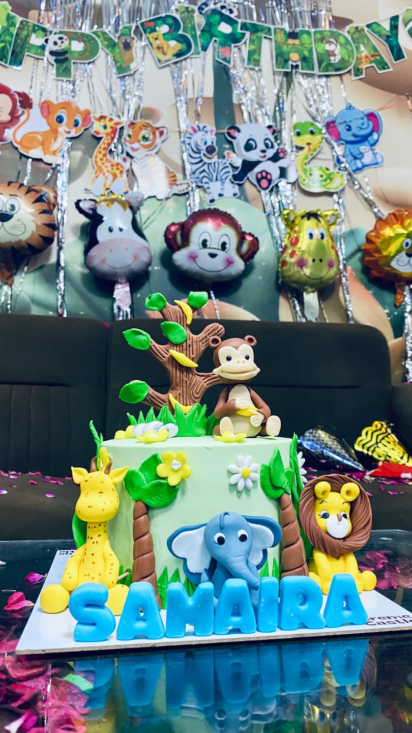 Customer photo review of Jungle Adventure Green Cake