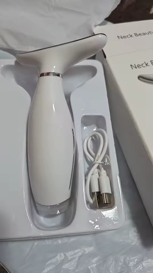 Customer photo review of DermaSculpt Pro - By Oracitive™