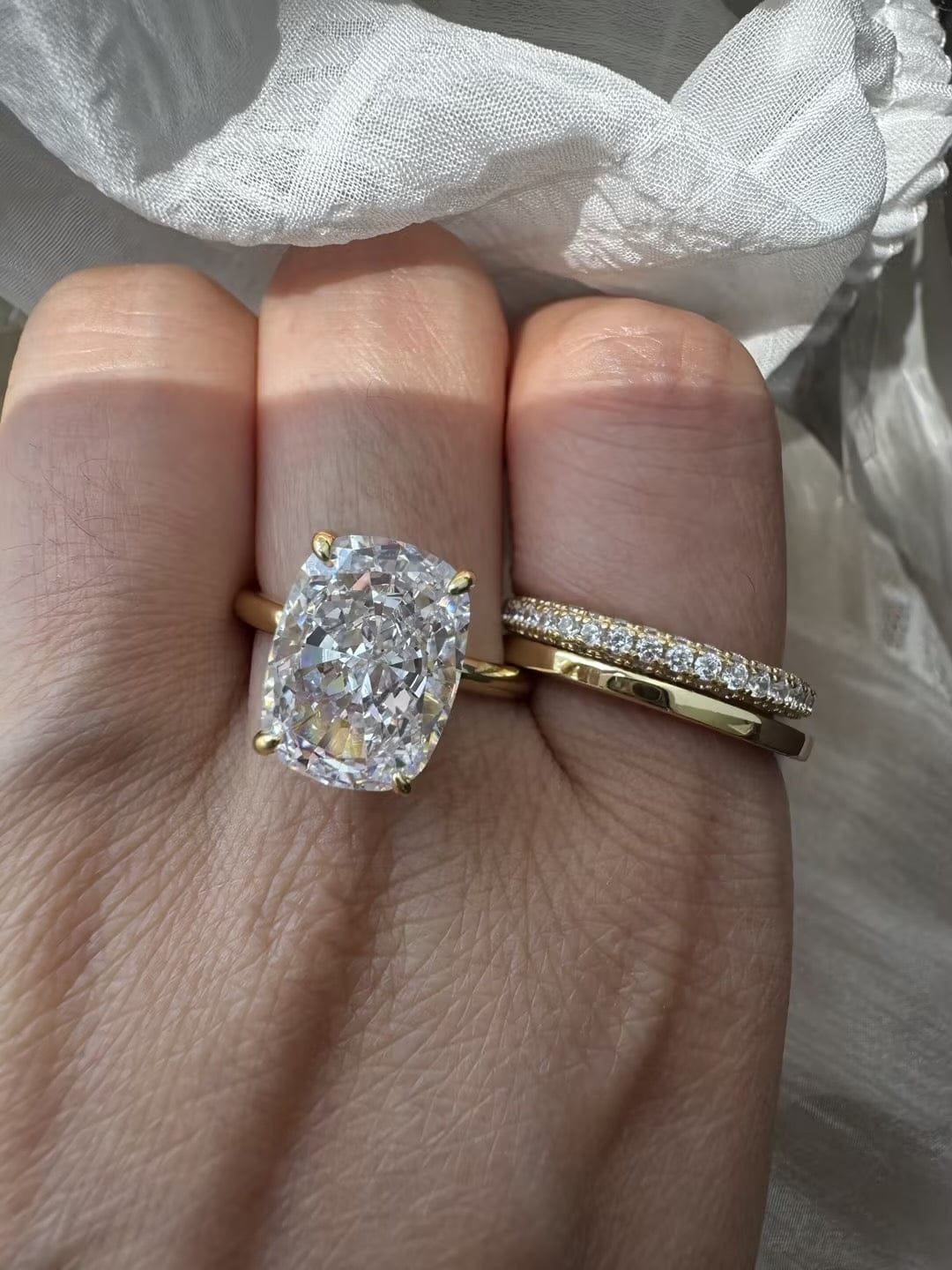Customer photo review of S925 3PC Wedding Sets 6.5Ct Elongated Cushion Cut Wedding Ring Set With Classic Wedding Bands