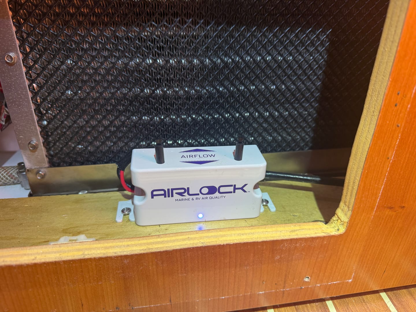 Customer photo review of AIRLOCK One