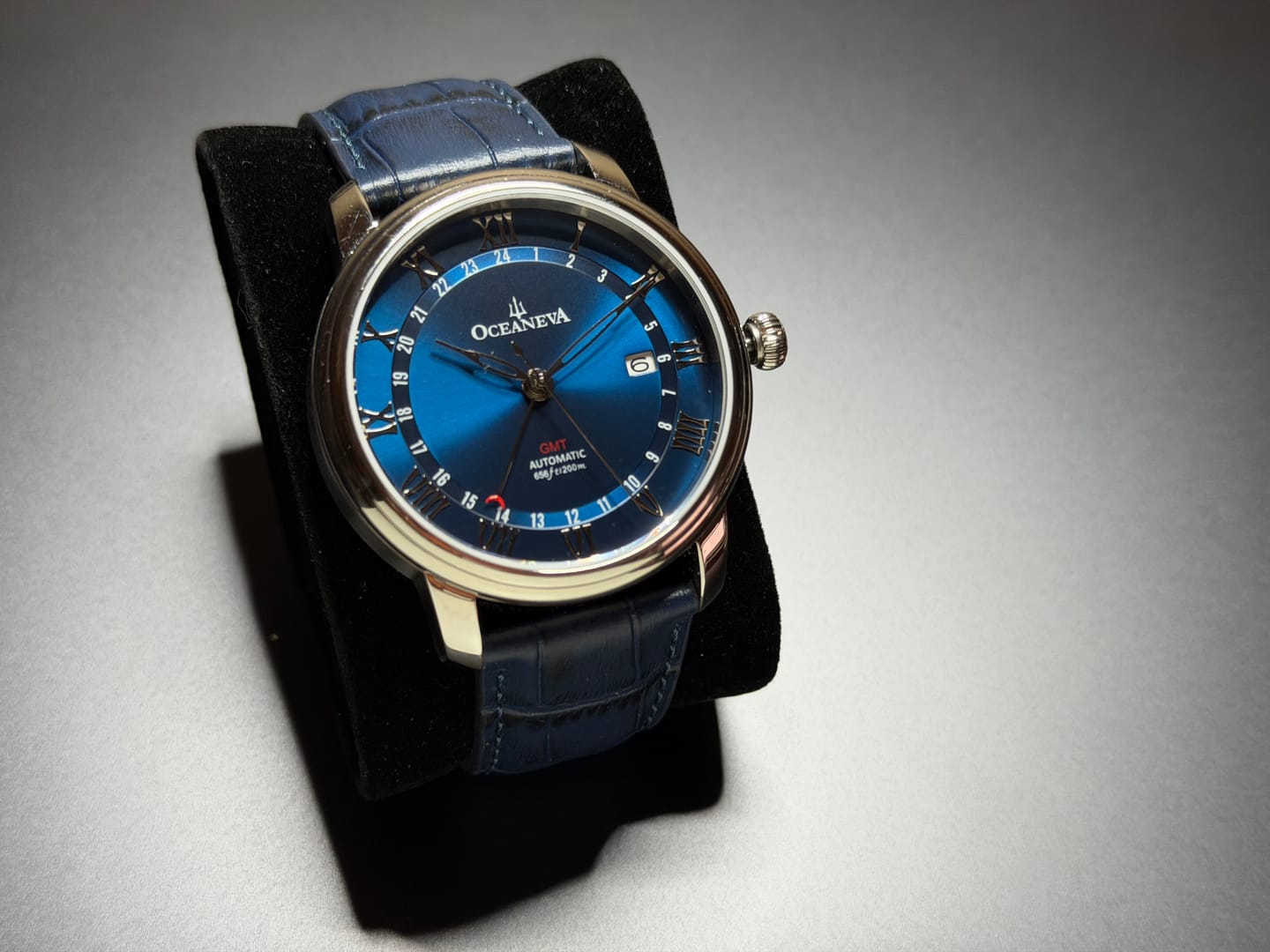 Customer photo review of Oceaneva Men's OceanTrek GMT Automatic 200m Leather Watch Blue