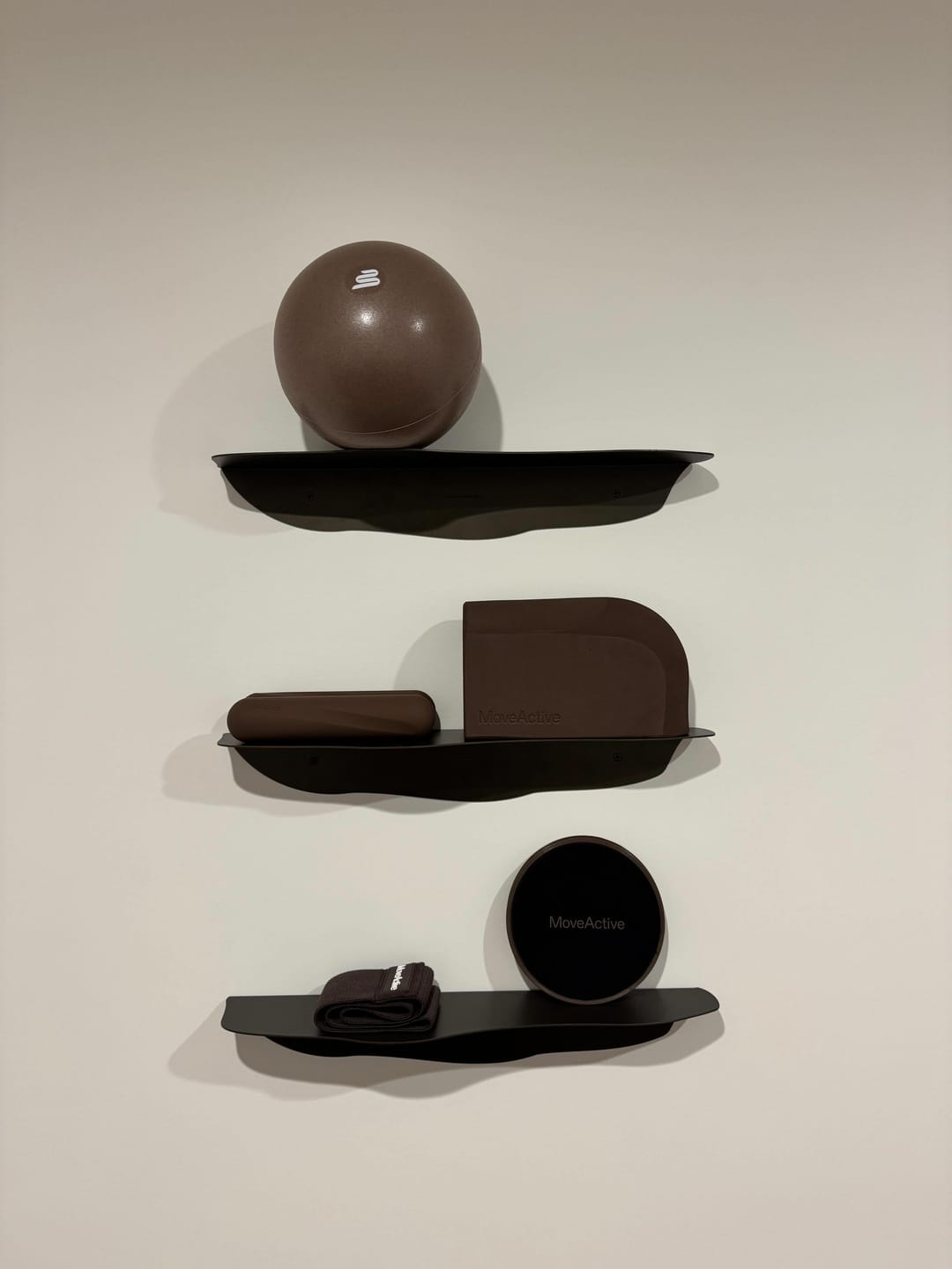 Customer photo review of FOLD Wavy Shelf 350