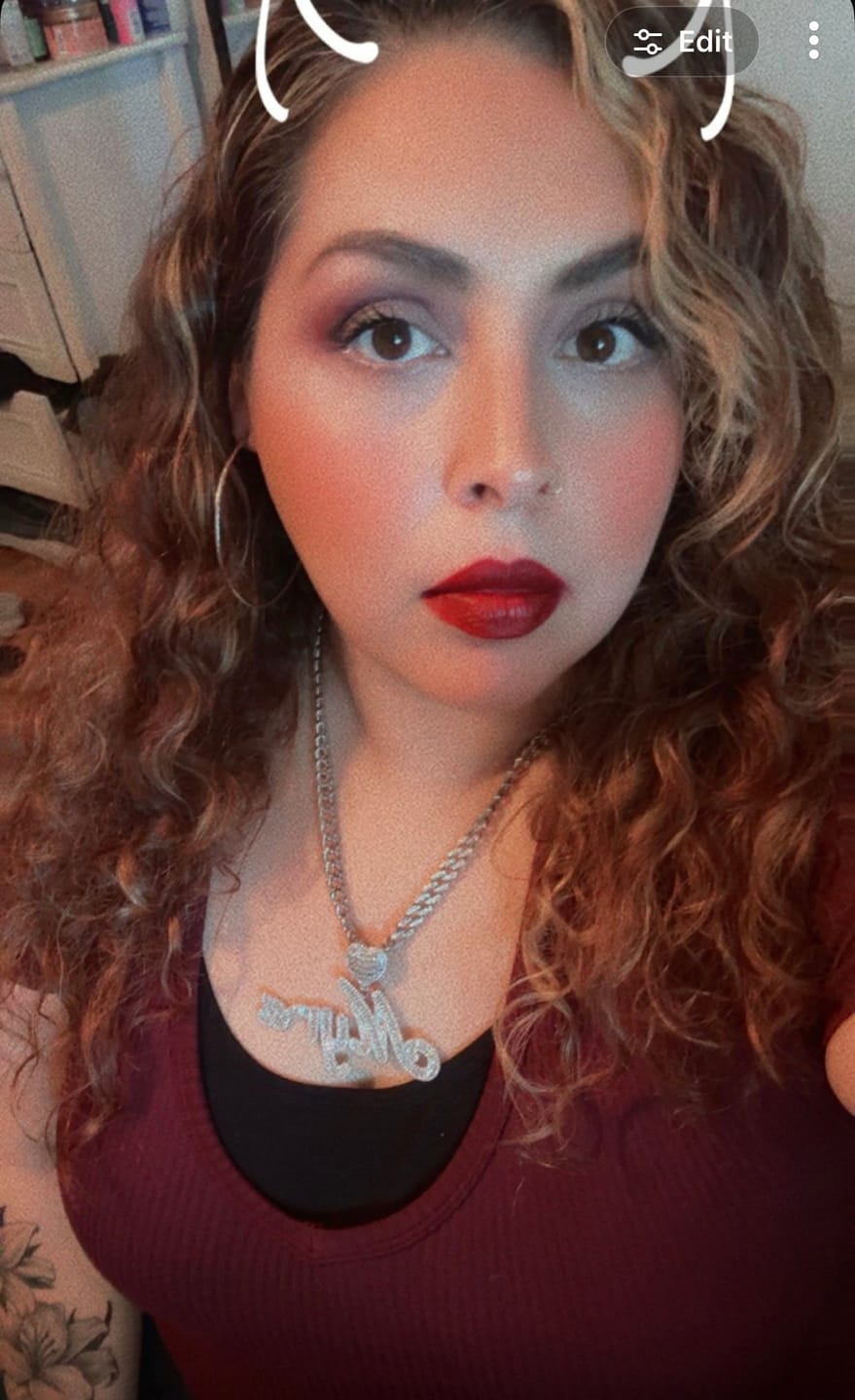 Customer photo review of LUXIIVA® CURSIVE FONT ICED OUT-BAGUETTE CUSTOM NAME PENDANT