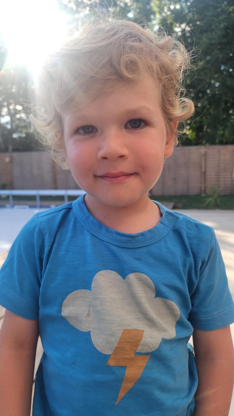 Customer photo review of Every Cloud Short Sleeve Popper T Shirt