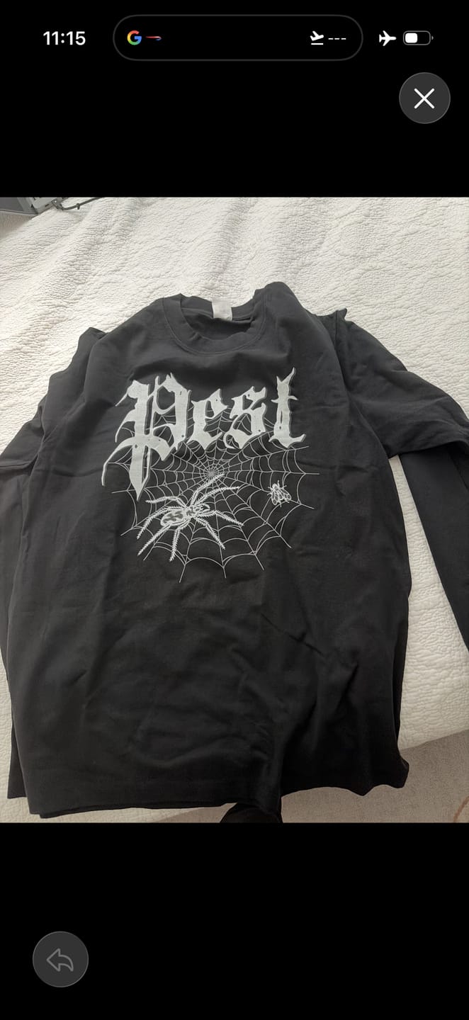 Customer photo review of Pest Oversized Long Sleeve