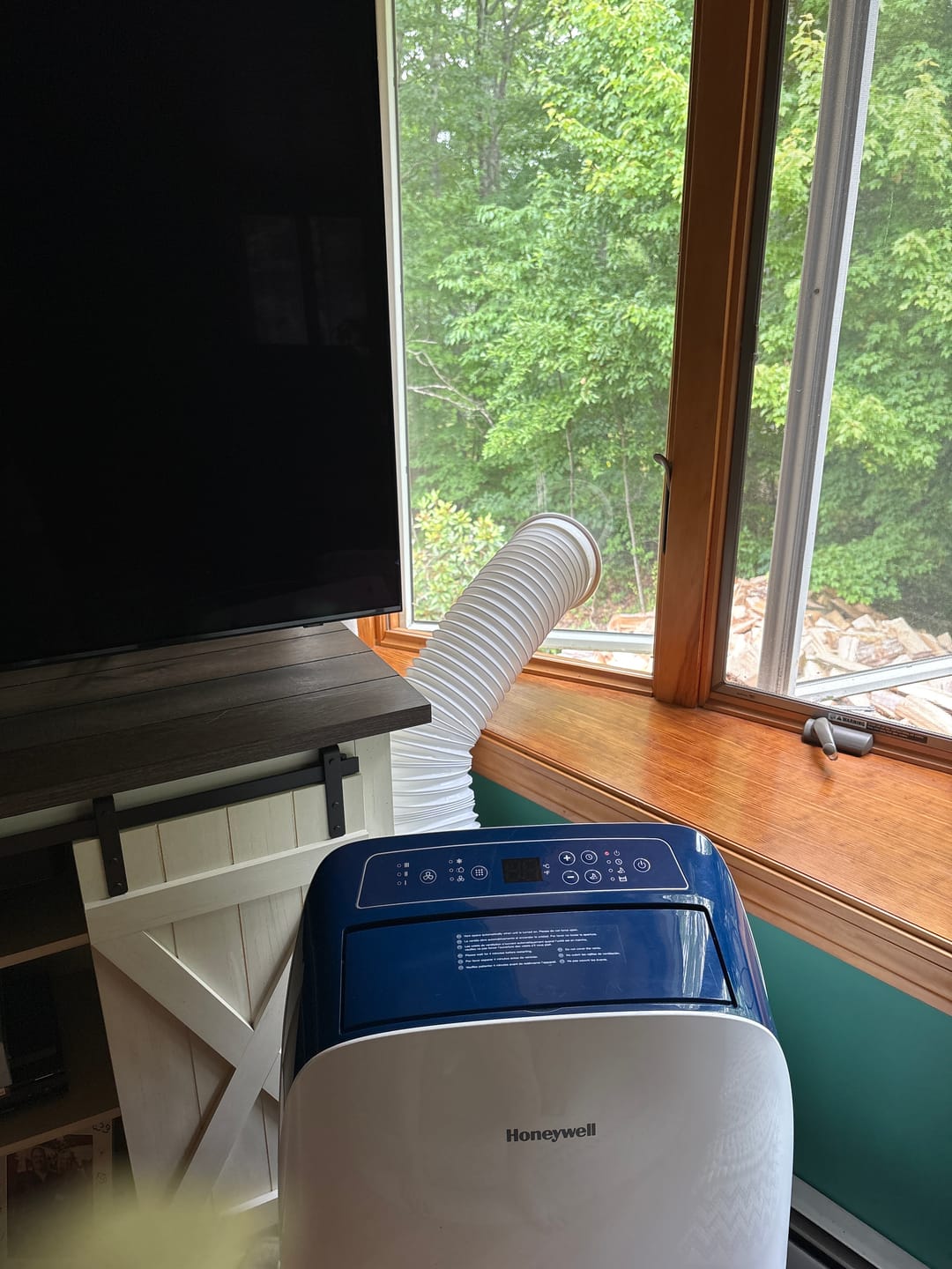 Customer photo review of Custom Portable AC Window Kit for Casement Windows