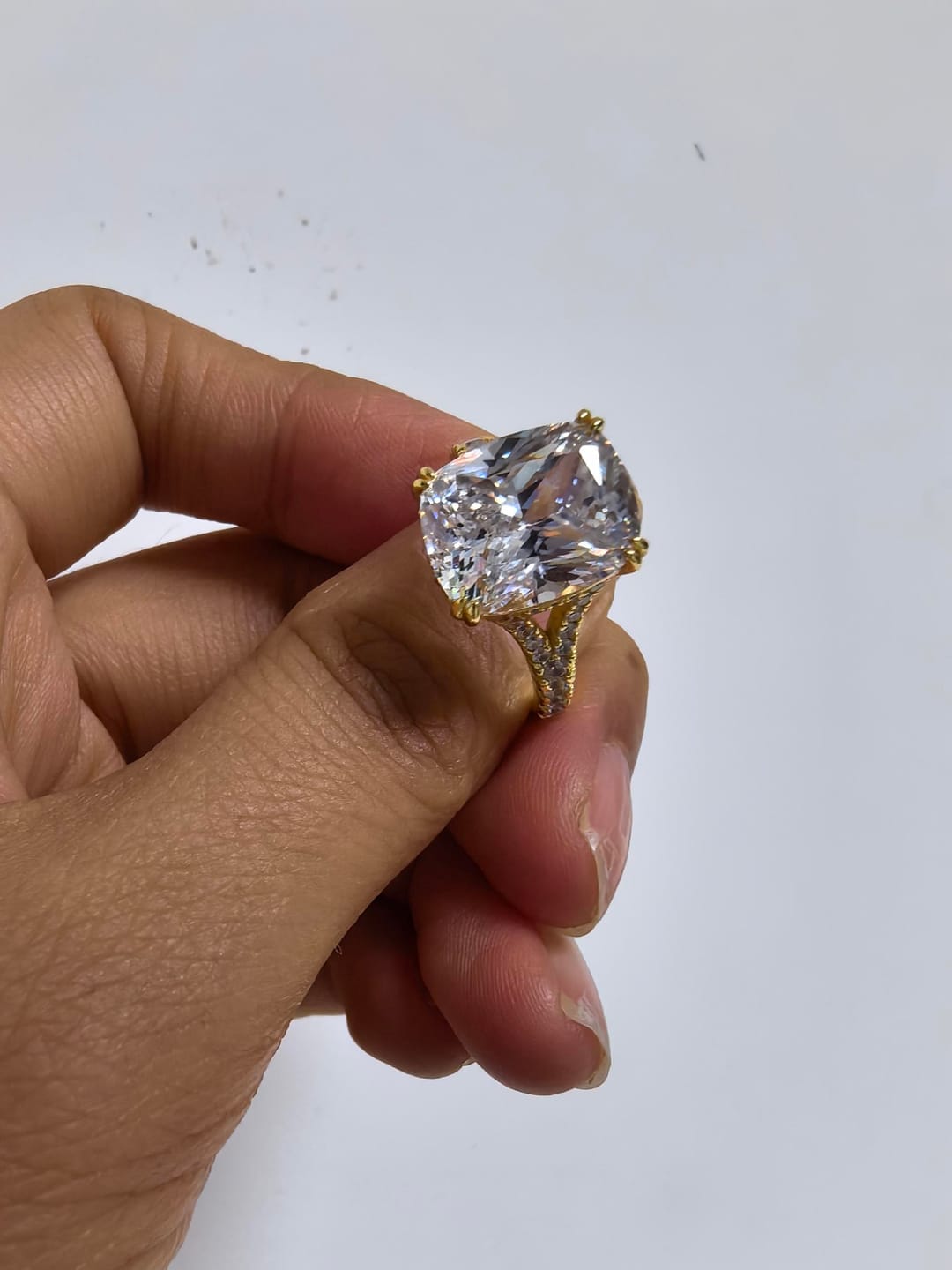 Customer photo review of S925 7.0Ct/4.0Ct Split Shank Cushion Cut Engagement Ring 18K White Gold Plated Travel Rings with Pavé Accents