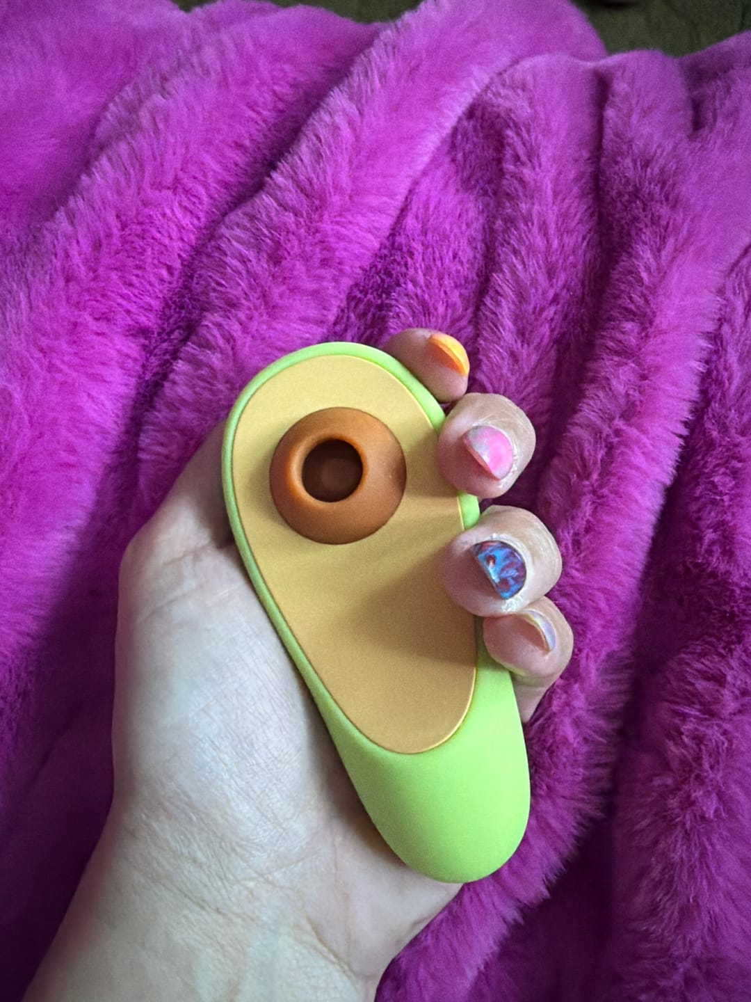 Customer photo review of Avo Clitoral Massager