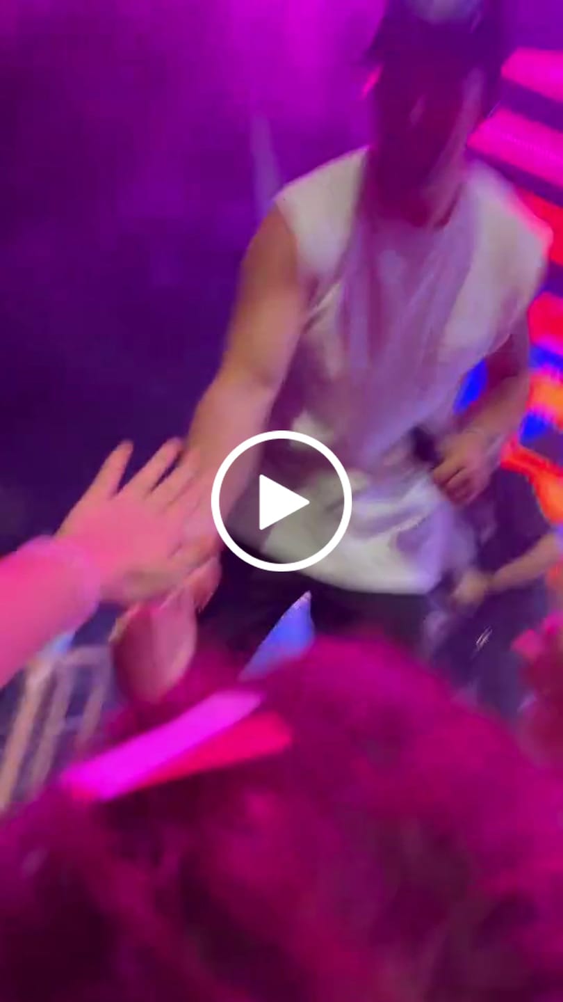 Customer video review of BIG TIME RUSH COLLECTIBLE SET