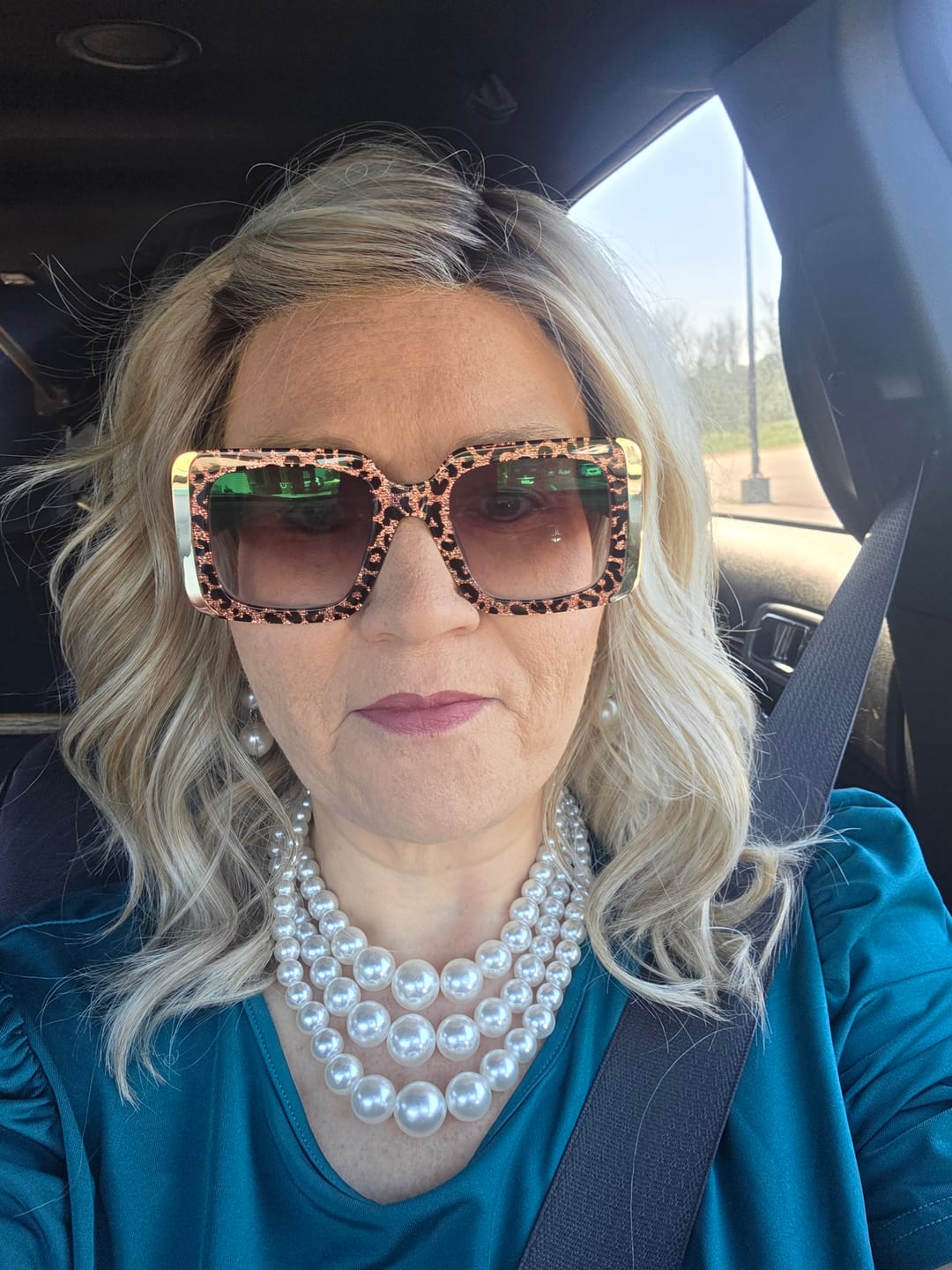 Customer photo review of LOVE SPELL - Neutral Sand Blonde