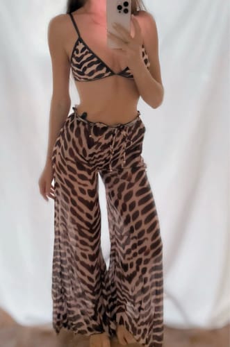 Customer photo review of Sophia Leopard Bikini with Cover-Up Set
