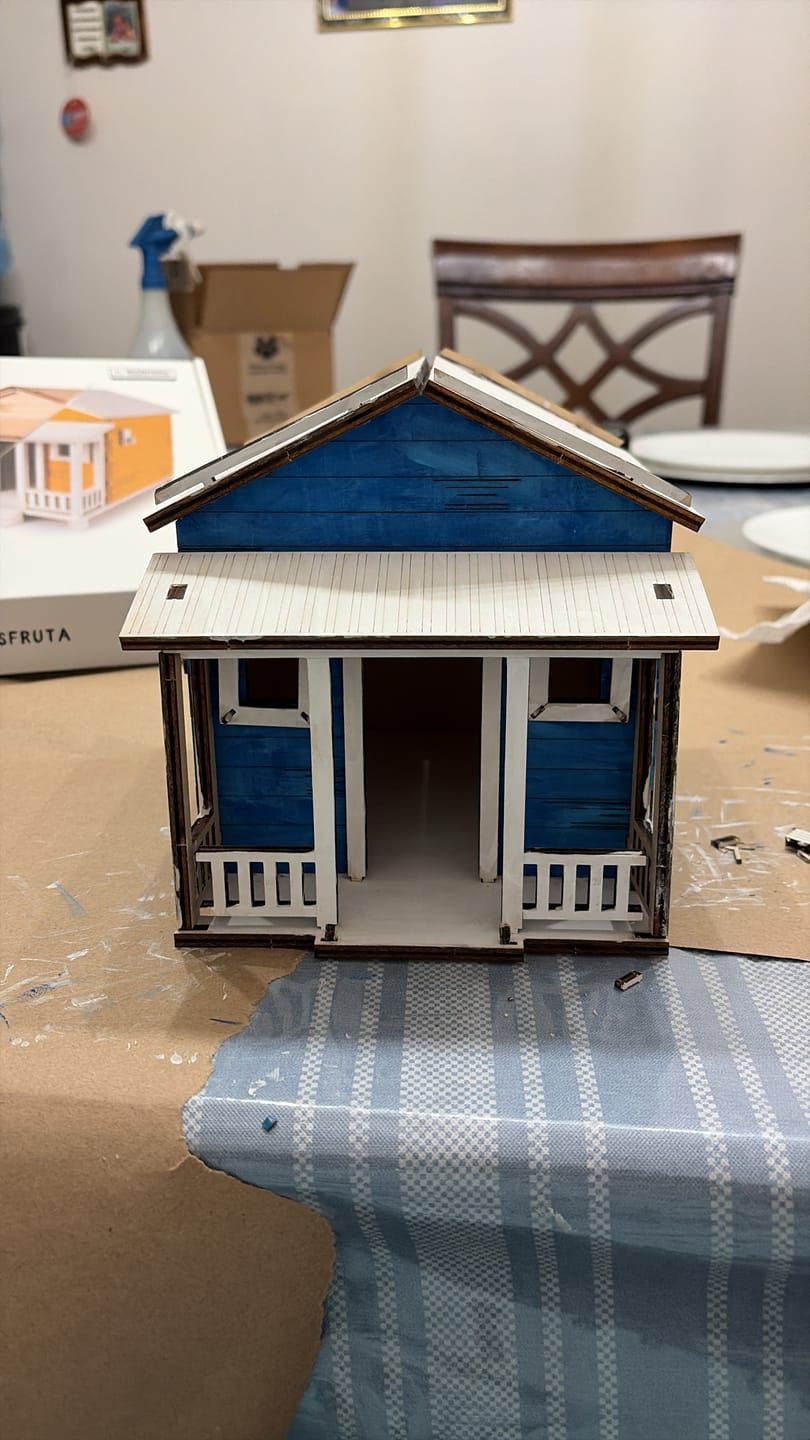 Customer photo review of La Casita de Campo - Modelo Alegría | Manualidad con Pinturas