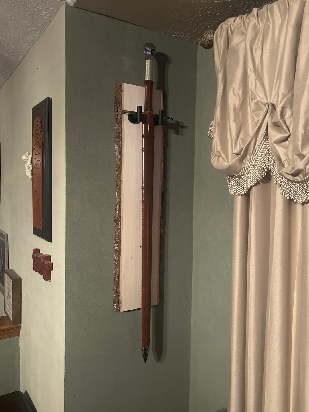 Customer photo review of Iron Oath Greatsword