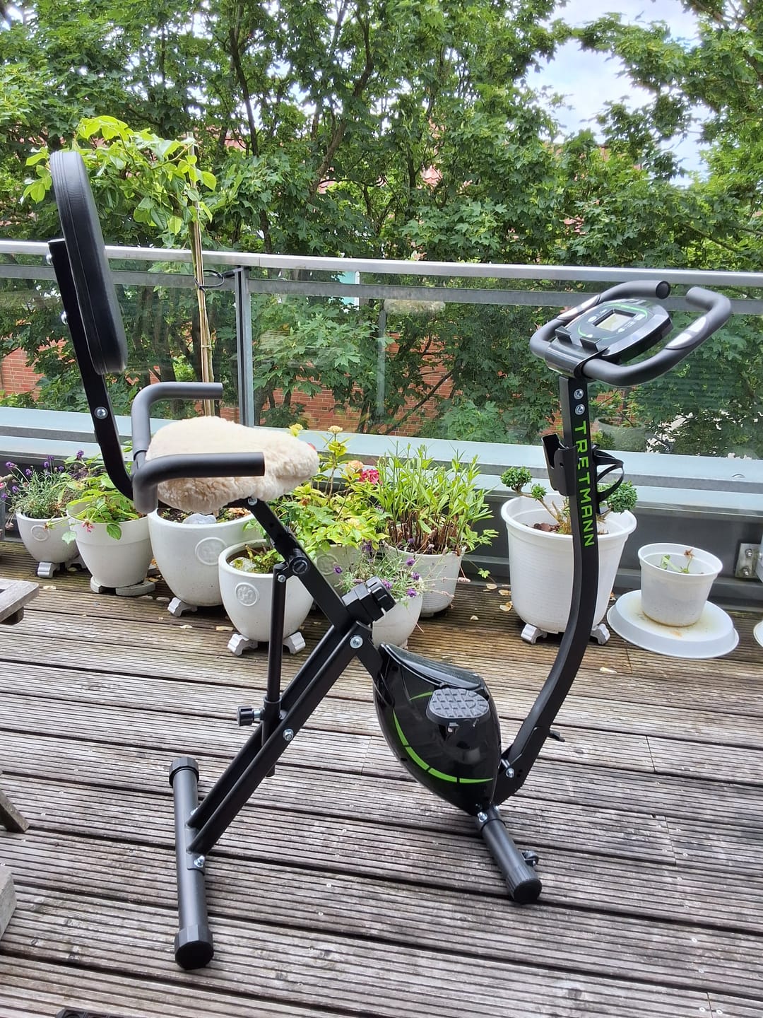 Customer photo review of Tretmann RIDE- Heimtrainer mit tiefem Einstieg