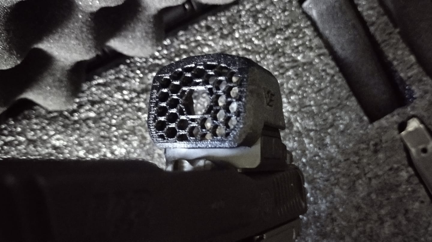 Customer photo review of Vector Optics 3D-Printed Killflash Anti-Reflection Device | For Frenzy Red Dot Scope (KF3D-RD67/KF3D-RD76/KF3D-RD79)
