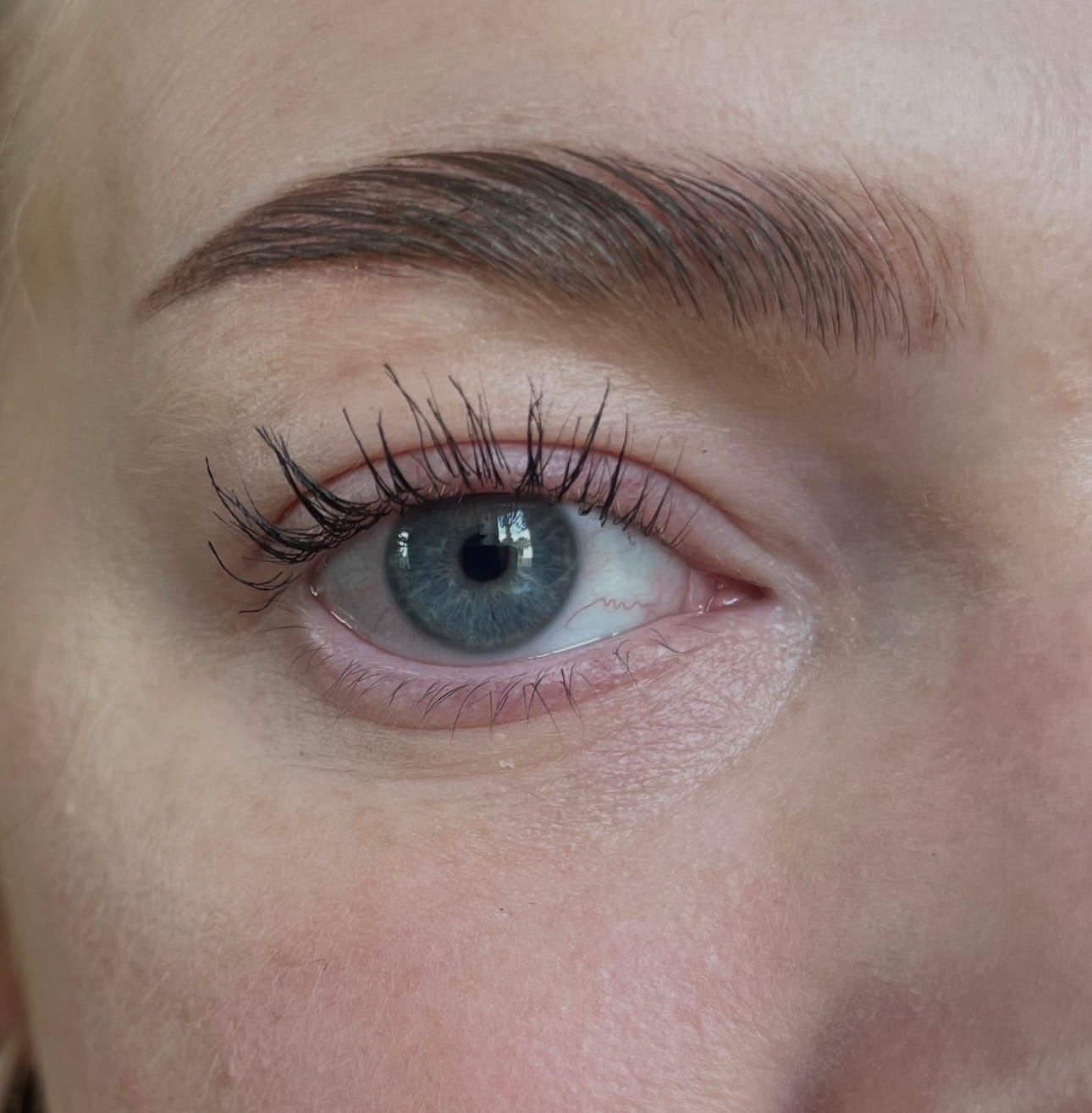 Customer photo review of Tubing Mascara Serum