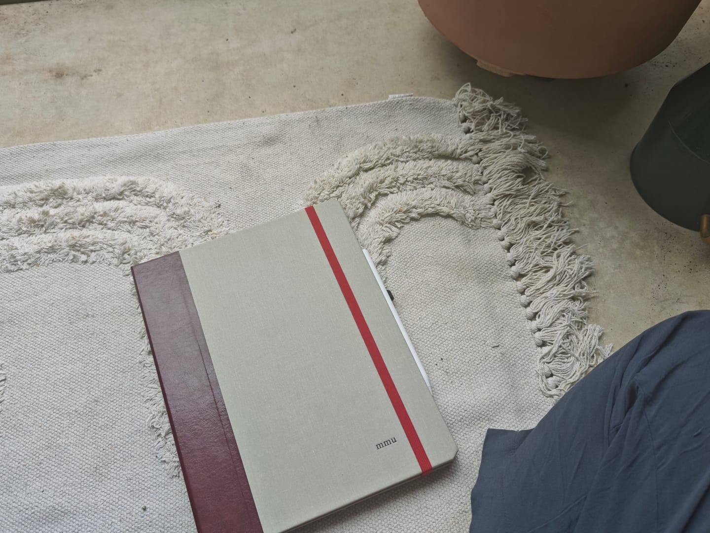 Customer photo review of Custom Book-Style iPad Case