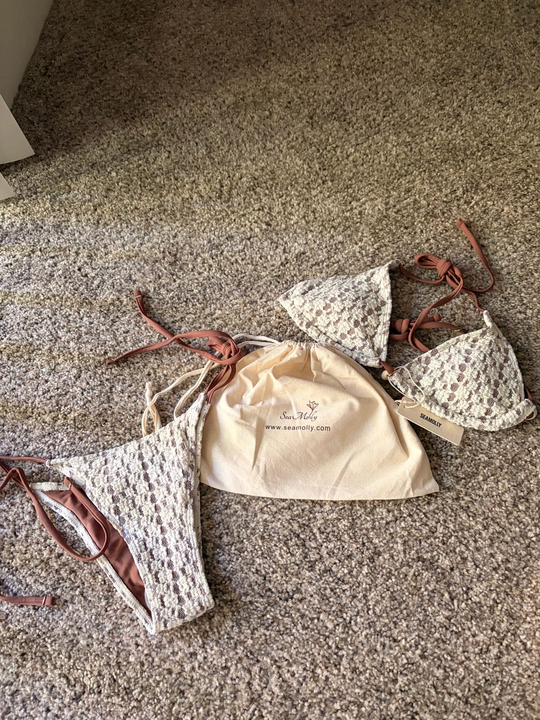 Customer photo review of Seamolly Contrast Color Lace Shell Decor Halter Triangle Bikini Set