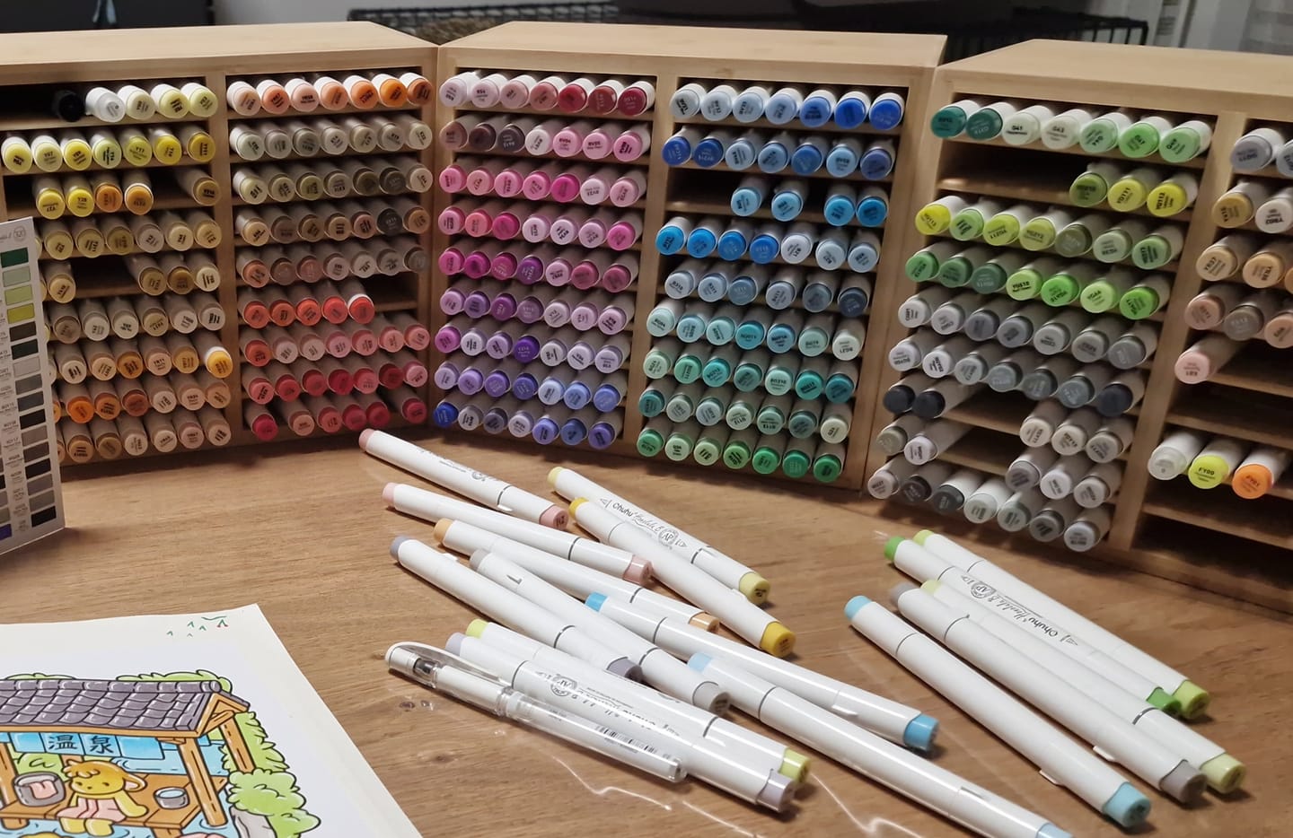 Customer photo review of Ohuhu Bamboo Marker Organizer