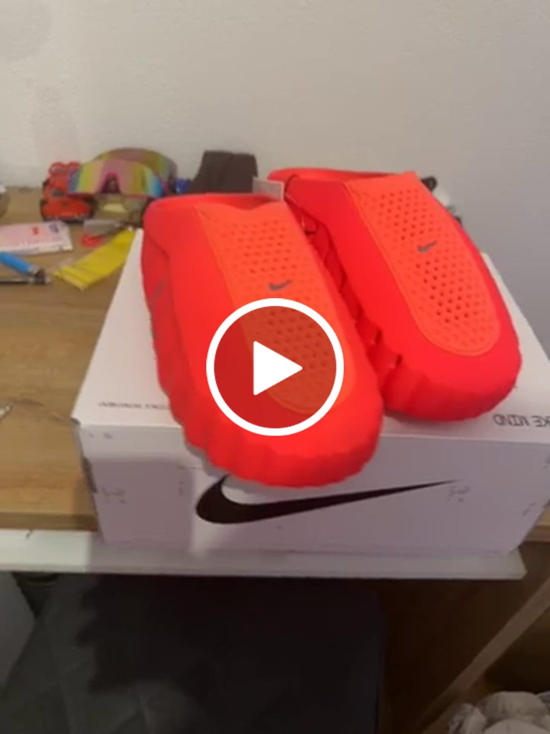 Customer video review of Nike Mind 001 - Solar Red