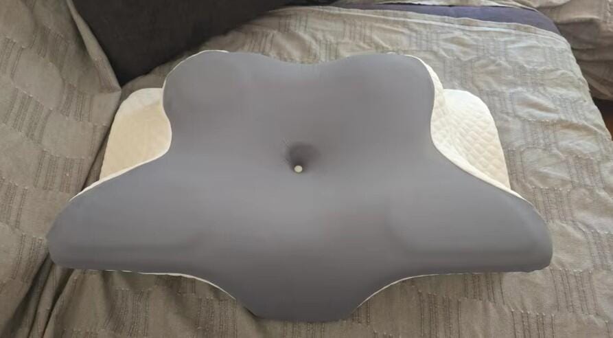Customer photo review of Spinely® NeckAlign Pillow