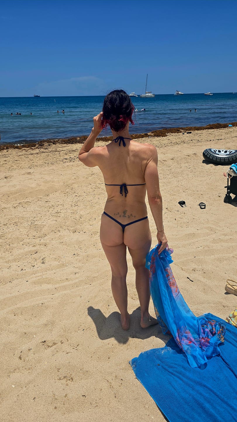 Customer photo review of HH Bikini Bottom