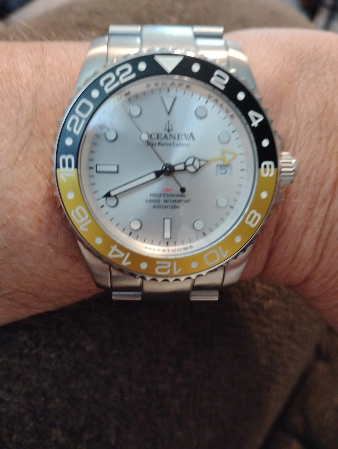 Customer photo review of Oceaneva Men's GMT Deep Marine Explorer 1250M Pro Diver Silver Dial Watch Yellow and Black