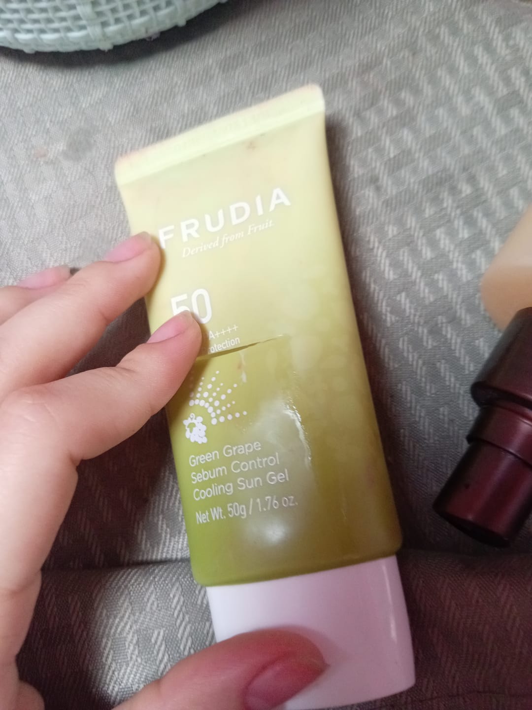 Customer photo review of Frudia Green Grape Sebum Control Sun Gel SPF50+/ PA++++