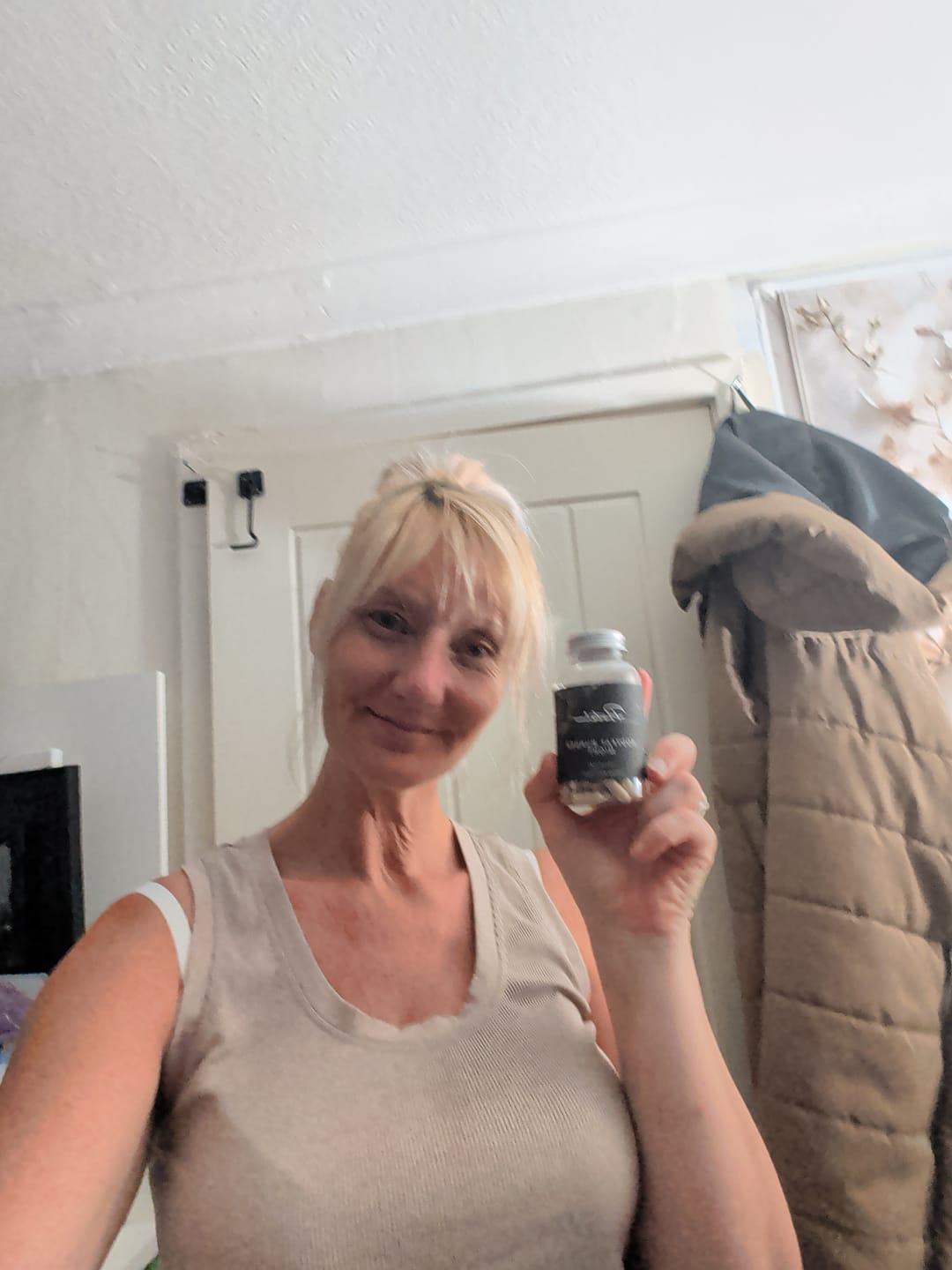 Customer photo review of Bodyfat Burner Night | 150 Capsules