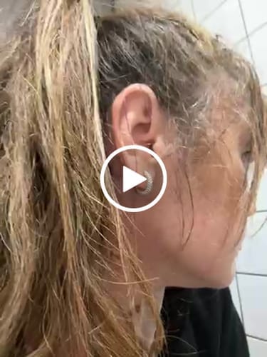 Customer photo review of Pendientes Aros Bolitas