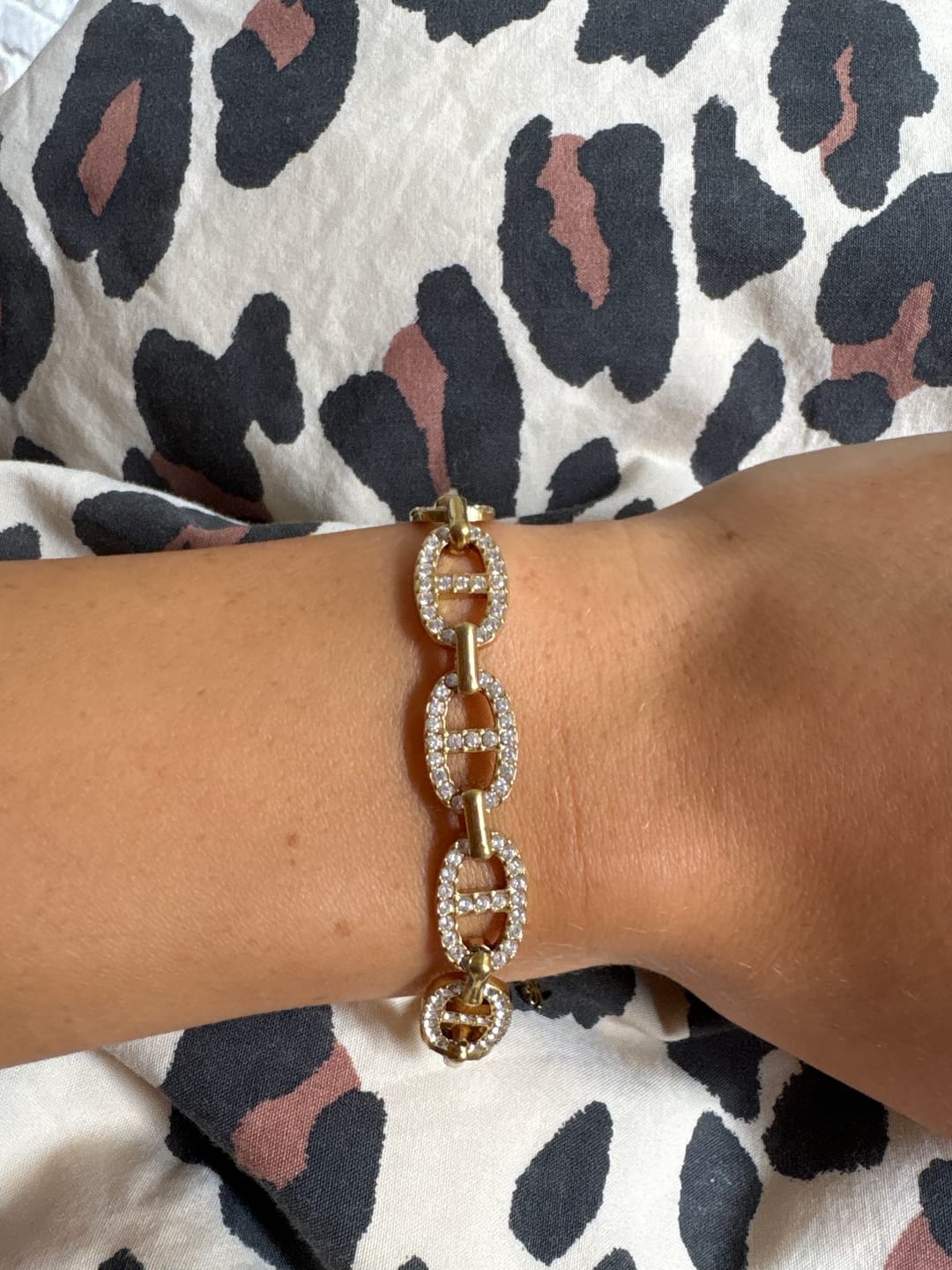 Customer photo review of Glamorous Pave Deluxe Armband 14 Karat Vergoldet
