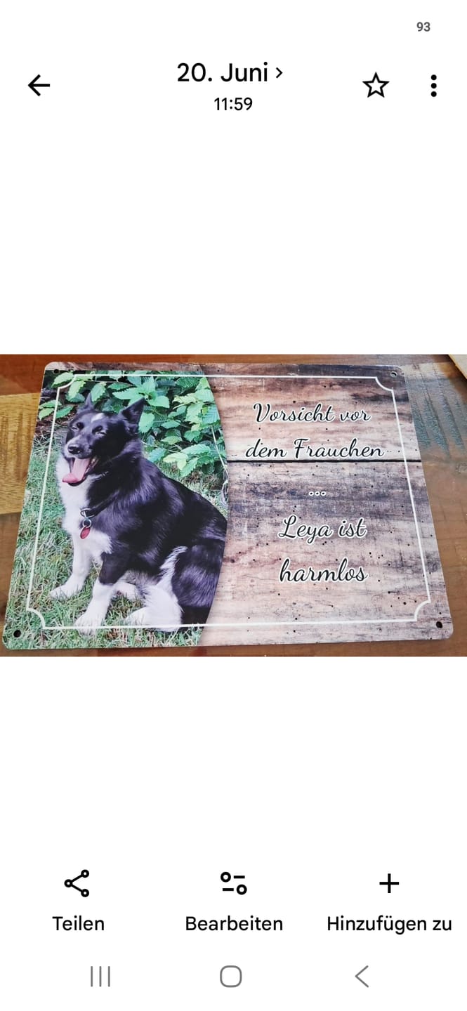 Customer photo review of Hunde-Türschild personalisiert mit Foto & Text (UV- und wetterfest)
