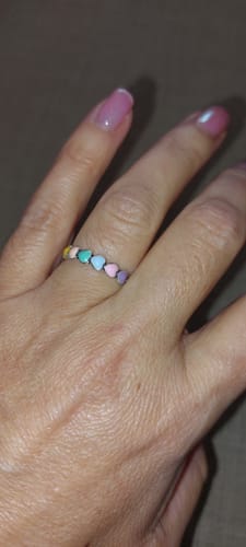Customer photo review of Anillo Colorful Hearts