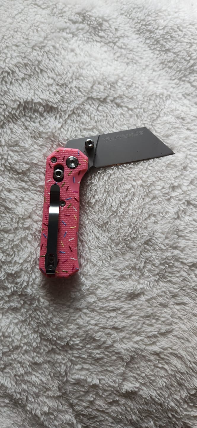 Customer photo review of Donut Shop Pocket Knife