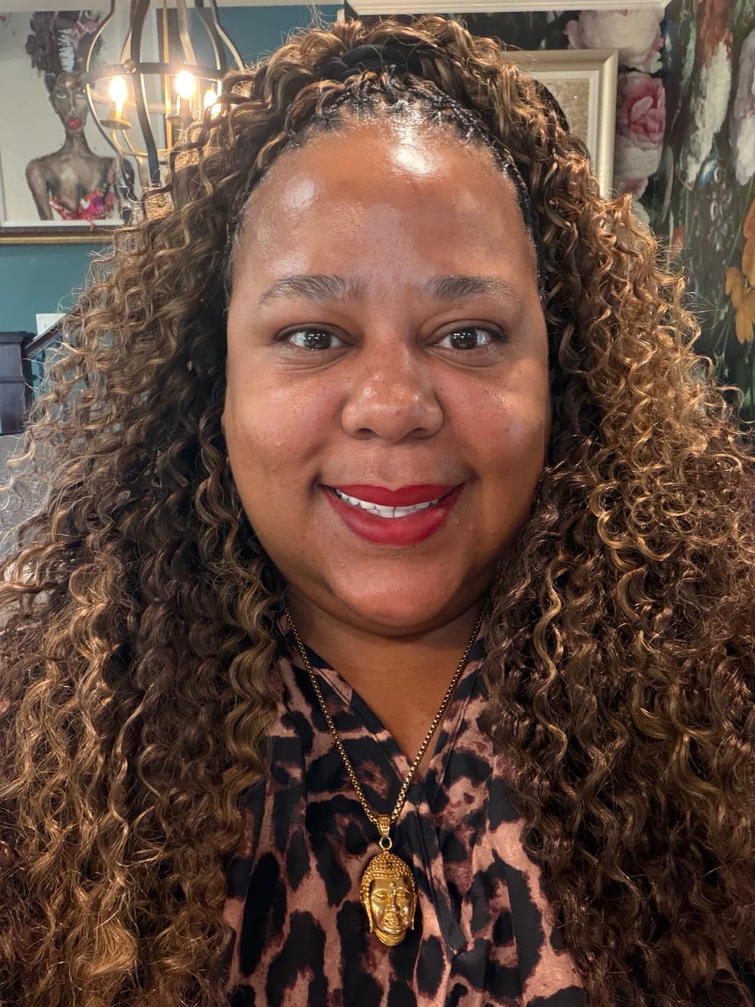 Customer photo review of #4 Medium Brown Deep Wave Human Crochet Hair for Braiding