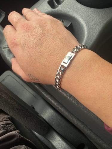 Customer photo review of Pulsera Miami Cuban 5mm