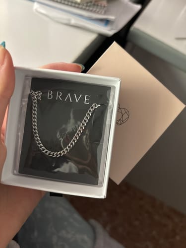 Customer photo review of Pulsera Hombre BRAVE Cubana