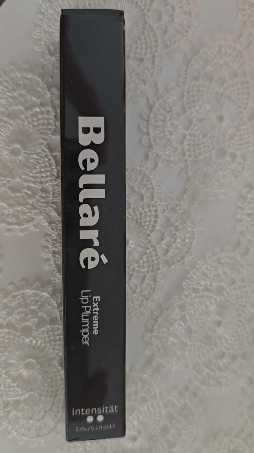Customer photo review of Bellaré Lip Plumper
