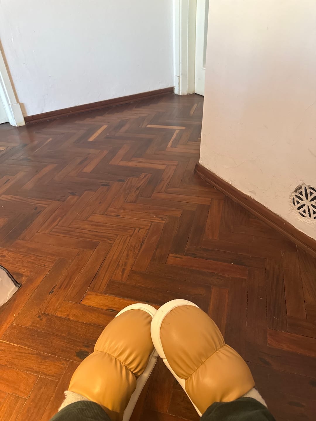 Customer photo review of PANTUFFER Brown